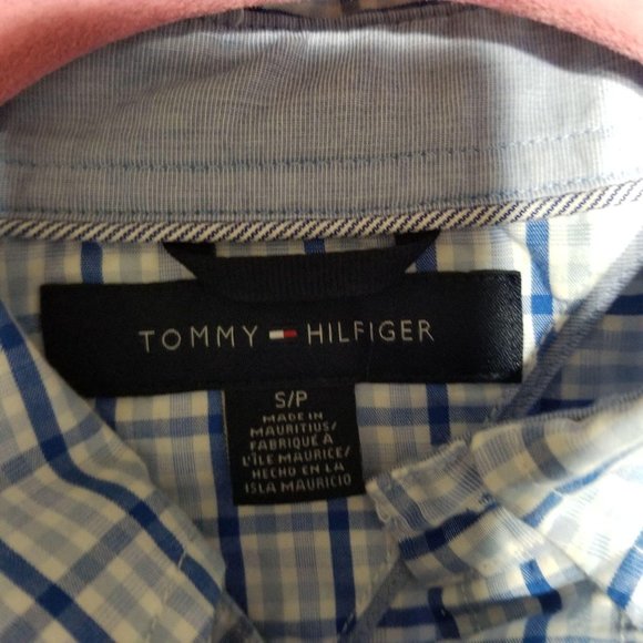 Tommy Hilfiger / S / Men's Blue Plaid Button Down - Picture 3 of 3